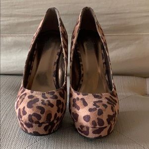 Leopard heels